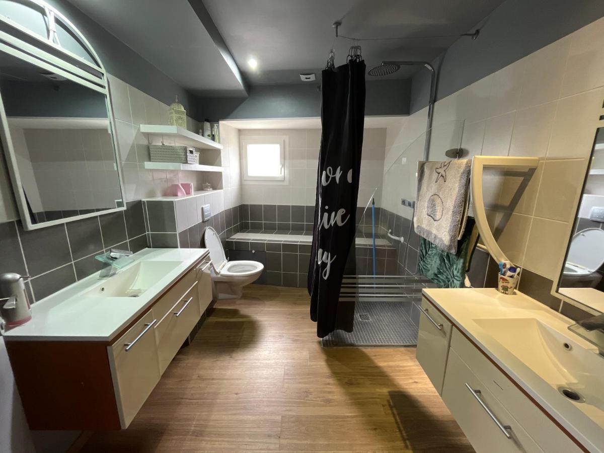 Chambres D'Hotes A La Forge Du Coglais La Selle-en-Cogles Exteriör bild