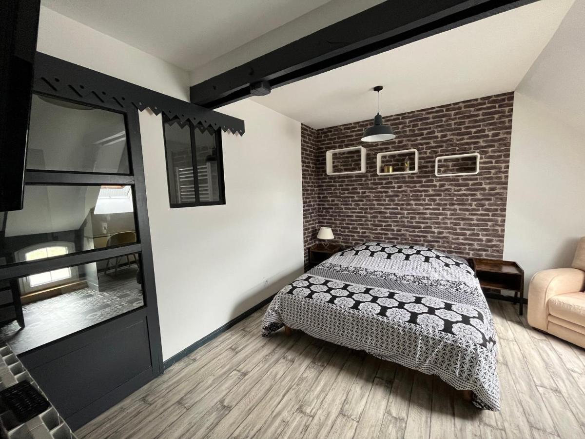 Chambres D'Hotes A La Forge Du Coglais La Selle-en-Cogles Exteriör bild